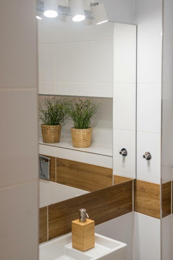 Apartments 4 You Hlonda Tychy Eksteriør billede